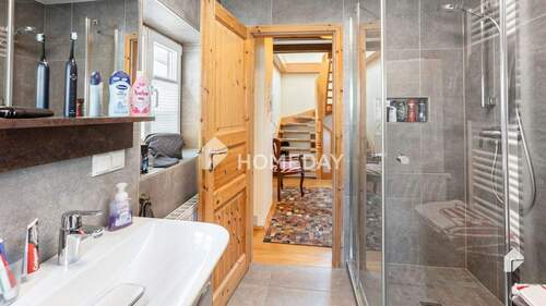 1. OG Badezimmer 2 - 