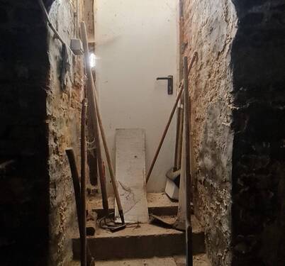 Exklusiver Weinkeller - Zugang Haus.jpg - 