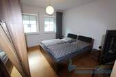 Schlafzimmer - 3 Zimmer Etagenwohnung zum Kaufen in Plattling