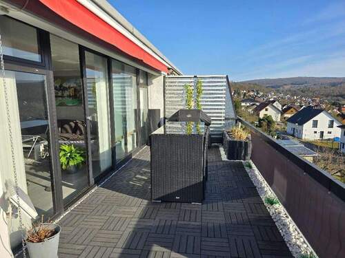 Balkon 3 - Etagenwohnung mit 122,00 m&sup2; in Nieste zum Kaufen