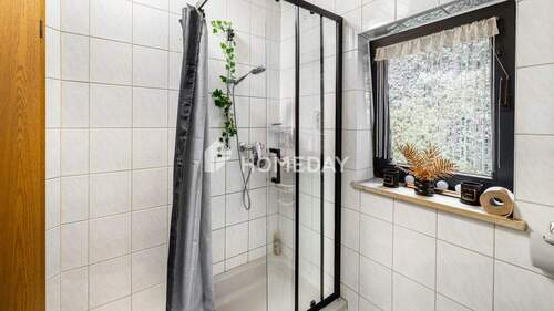 Haus 1 1. OG Badezimmer 2 - 