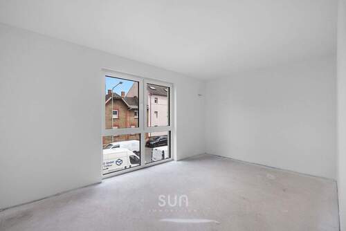 Lichtdurchflutetes Zimmer - 