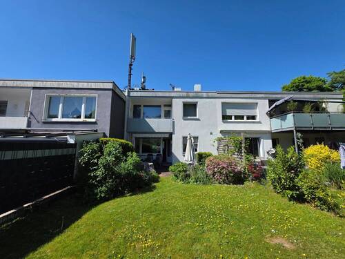 Gartenansicht - RESERVIERT - Gepflegtes Einfamilienhaus in 42549 Velbert-Birth