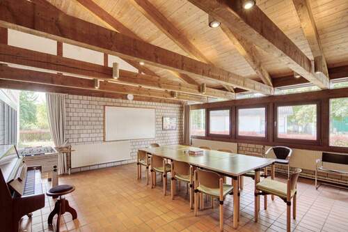 Besprechungsraum 1 - 