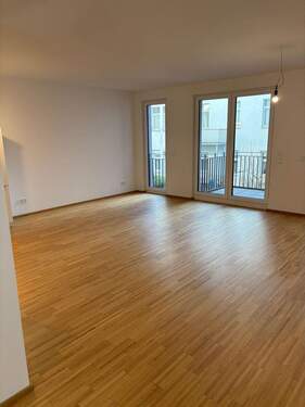 Wohnzimmer - Etagenwohnung mit 71,00 m&sup2; in Offenbach am Main zur Miete