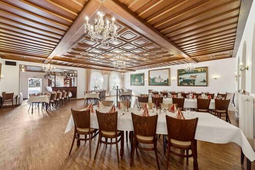 großer Saal - Hotel, Pension, Gasthof in Selk zum Kaufen