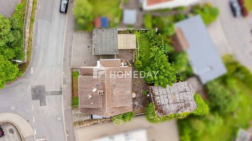 Außenansicht Drohne 5-1 - 8 Zimmer Mehrfamilienhaus, Wohnhaus zum Kaufen in Petersberg
