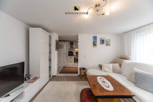 Wohnzimmer - 6 Zimmer Einfamilienhaus zum Kaufen in Weissach / Flacht