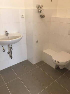 Musterbild Badezimmer - 