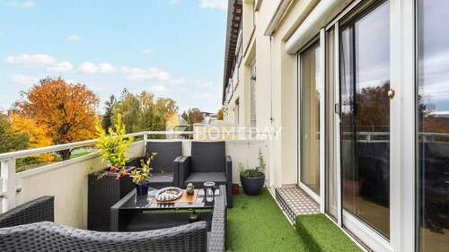 Balkon 1 - 5 Zimmer Etagenwohnung zum Kaufen in Remseck am Neckar
