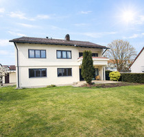 Attraktives 3-Parteien-Haus mit Entwicklungs-Erweiterungspotenzial in zentraler Lage von Dachau