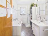 Badezimmer (EG) - 