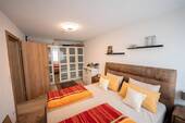Schlafzimmer 1 - 