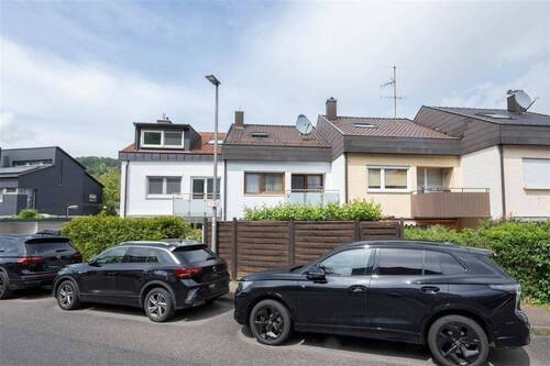 Außenansicht - 5 Zimmer Reihenmittelhaus zum Kaufen in Stuttgart