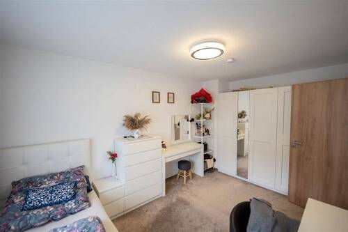 Schlafzimmer 2 - 