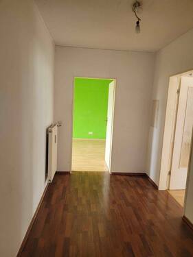 Flur - Etagenwohnung mit 84,00 m² in Geseke zum Kaufen