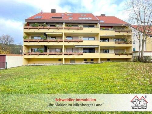 Außenansicht - Am schönen Kunigundenberg! 1-Zimmer-Erdgeschosswohnung mit großem Balkon und Kfz-Stellplatz in Lauf
