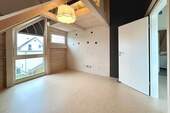 Kinderzimmer/Büro Obergeschoss - 