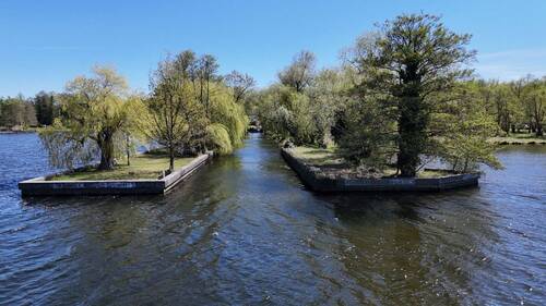 Einfahrt zur privaten Marina - 