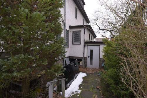 _DSC2500.JPG - 8 Zimmer Einfamilienhaus in Hannover