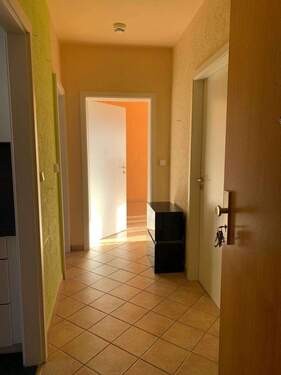 Flur - 3 Zimmer Etagenwohnung in Halberstadt