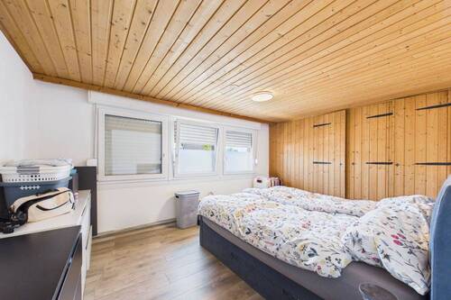 Schlafzimmer 1. OG - 