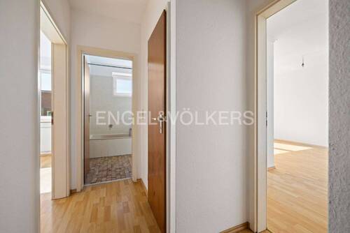 Flur - 2 Zimmer Etagenwohnung in Ahrensburg