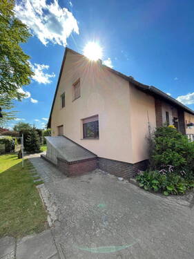 Rückseite - Mehrfamilienhaus, Wohnhaus mit 210,00 m² in Uetze zum Kaufen