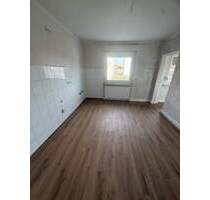 Schöne 3 ZKB-Wohnung mit kleinem Wintergarten im energetisch sanierten Haus in Homburg, Goethestraße 8