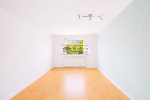 Schlafzimmer mit Blick ins Grüne - 