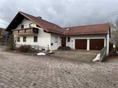 Blick zum Gebäude - 6 Zimmer Einfamilienhaus zur Miete in Geiselhöring