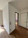 Flur - Blick in Richtung Schlafzimmer - 