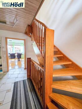  Treppenaufgang ins OG - 