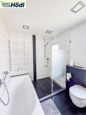 Badezimmer linke Seite - 