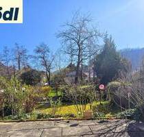 Doppelhaushälfte mit Garten und Garage - viel Platz für die ganze Familie - Lichtenstein Unterhausen