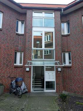 Hauseingang - Top 2 Zimmerwohnung im Nelkenhof