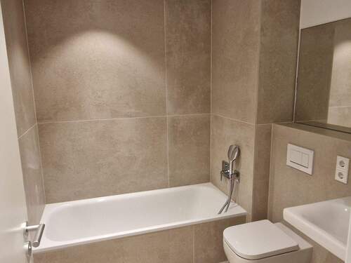 Bad innenliegend.jpg - 