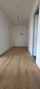 Flur Richtung Eingangstüre - Etagenwohnung mit 60,00 m&sup2; in München zur Miete