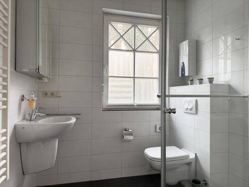 Duschbad im Erdgeschoss - 