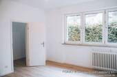 Schlafzimmer mit Ankleide - 
