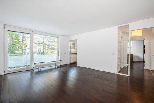 Wohnbereich - 4 Zimmer Etagenwohnung zum Kaufen in München