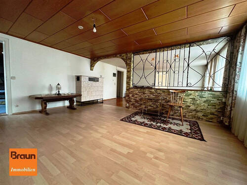 Wohnhaus mit Scheune, Trossingen, Wohnen OG - 