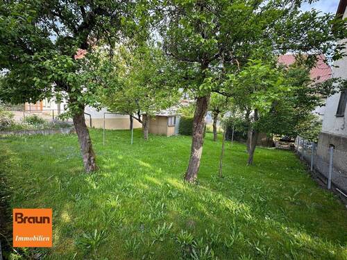 Wohnhaus mit Scheune, Trossingen - 