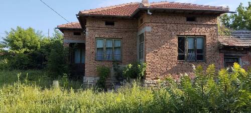 Bild 3 - 5 Zimmer Mehrfamilienhaus, Wohnhaus in Izvorovo