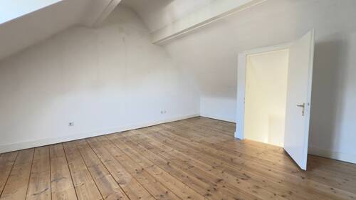 Dachzimmer Ansicht 2 (aktuell Lagerfläche) - 