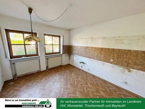 Küche - 4 Zimmer Doppelhaushälfte zum Kaufen in Selb