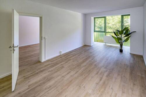 Wohnraum mit Loggia - 