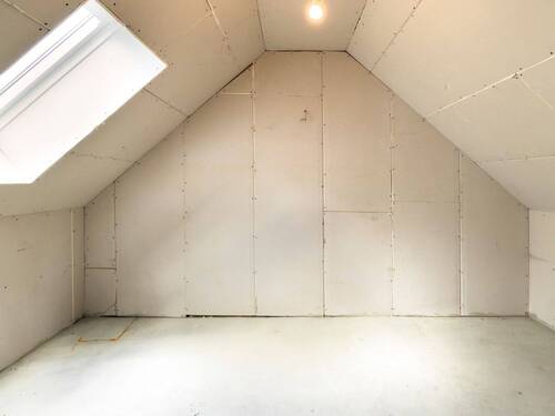 Angrenzendes Zimmer - 