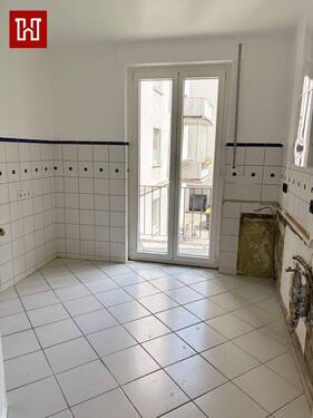 .. hell und modern ! - Zentrumsnahe 2-Zimmerwohnung mit Balkon in Würzburg !