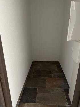 Schmaler Abstellraum - Etagenwohnung mit 99,90 m&sup2; in Rheinfelden (Baden) zur Miete
